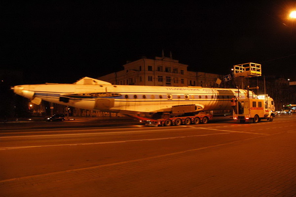 Перевозка самолета Ту-134